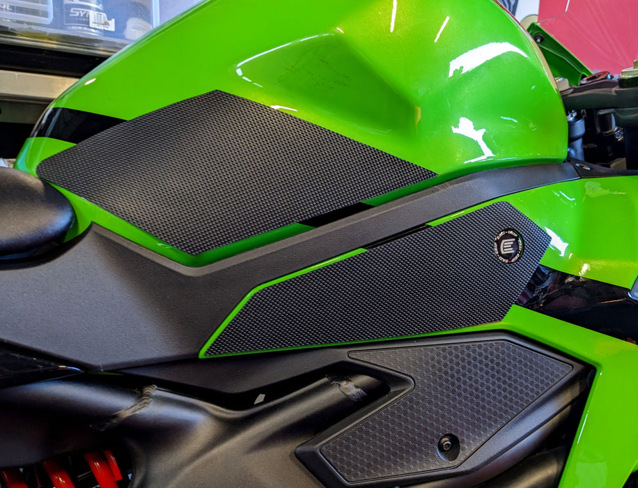 Kawasaki NINJA ZX-4RR 2023+ Tank Grip
