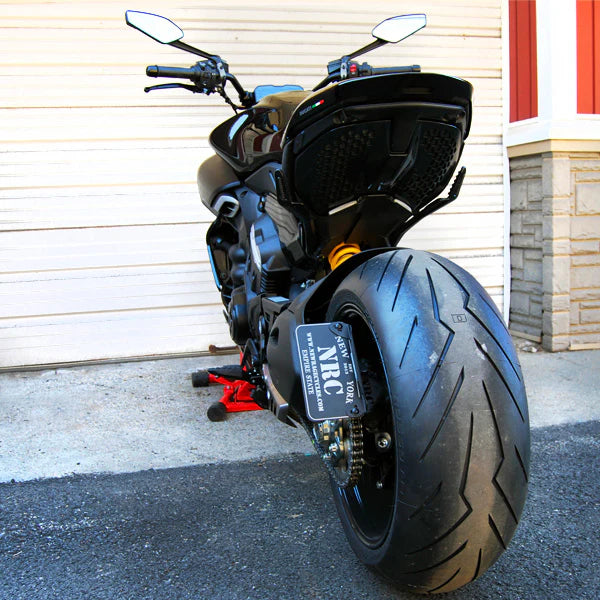 Ducati Diavel V4 Rear Turn Signals w/Side Mount License Plate (2023-Present)