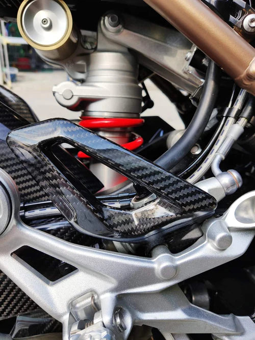 BMW S1000RR 2020+ CARBON FIBER HEEL GUARDS