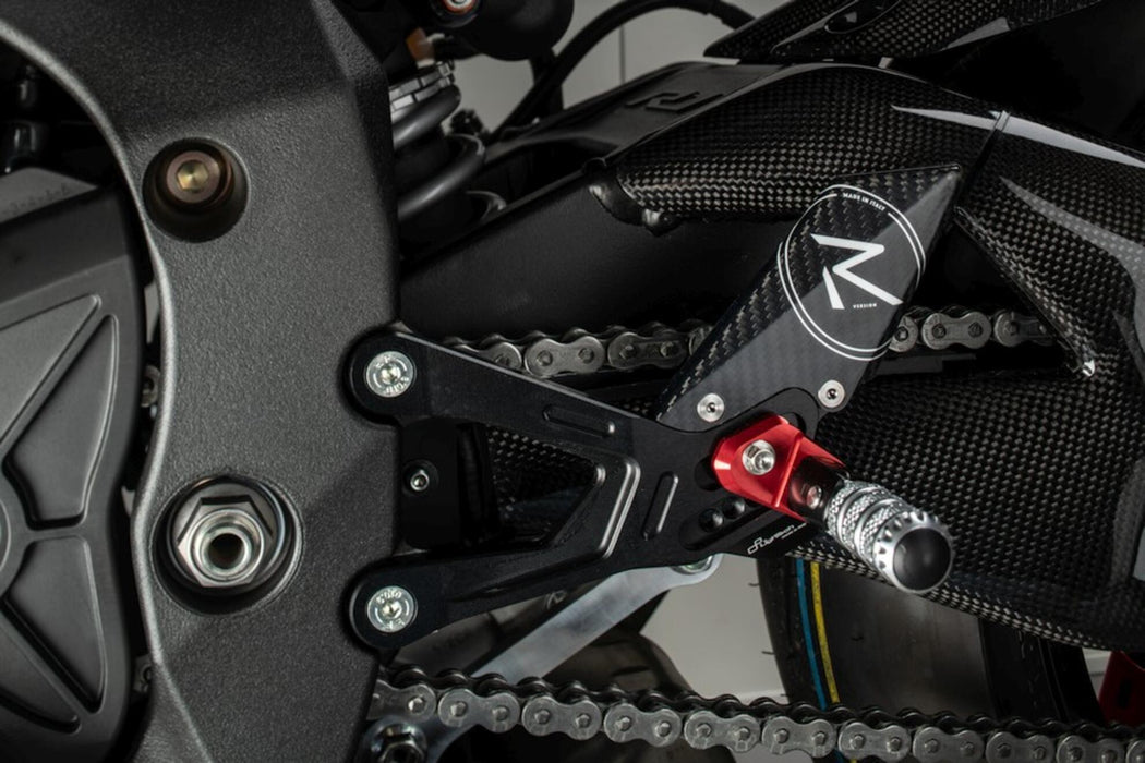 YAMAHA R1 / R1M 2015-2024 Adjustable Rearsets