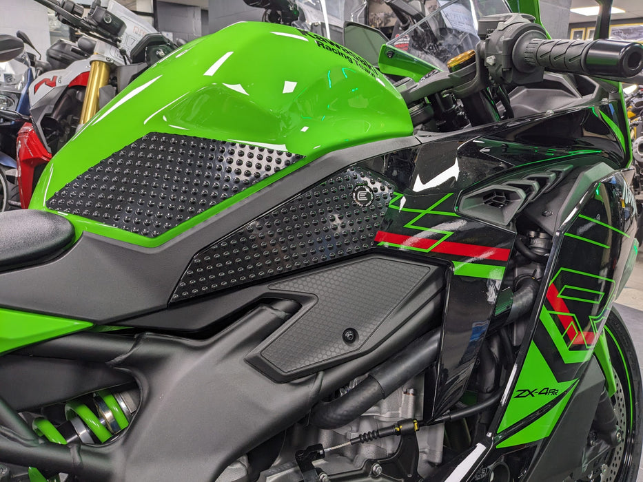 Kawasaki NINJA ZX-4RR 2023+ Tank Grip