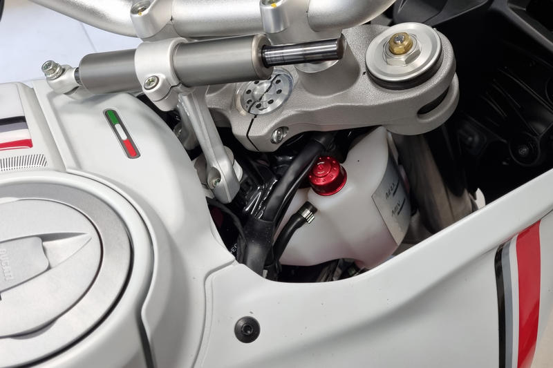 Tank cap expansion tank radiator Ducati