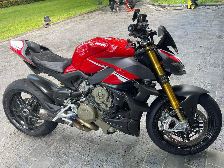 Ducati Streetfighter V4 2020+ Carbon Fiber Upper Radiator Cover Guard Panel